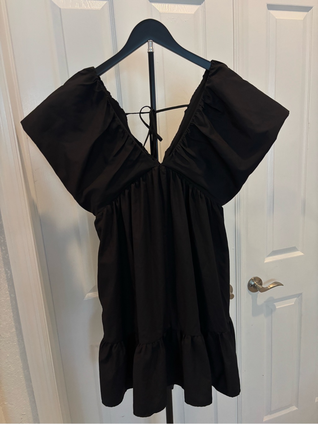 Ces Femme Black V-Neck Puff Sleeve Mini Dress